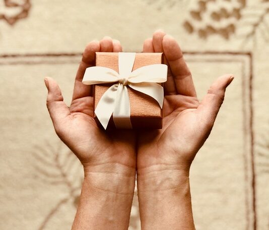 prezenty na święta, prezenty na święta do 50 zł, prezenty do 50 zł, jaki prezent do 50 zł, prezent dla niej do 50zł, prezent dla niego do 50 zł, prezent dla dziecka do 50 zł, prezent dla nastolatka do 50 zł