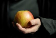 Czy Remover niszczy rzęsy?