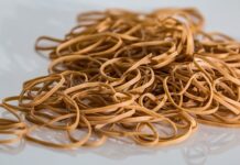 Jak wiązać włosy żeby ich nie niszczyć?